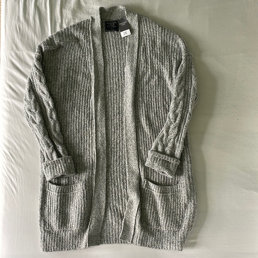 Abercrombie and Fitch new with tags Greg sweater!